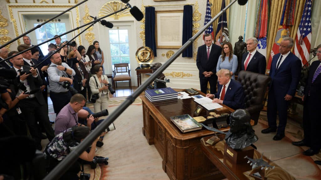 STAT+: Trump touts pharma deals to offer cheaper drugs to state Medicaid programs